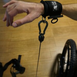 D-ring pull up. Adaptive gym equipment. Suitable for reduced hand function: tetra, quad, cerebral palsy, SCI, spinal cord injury, stroke and more.