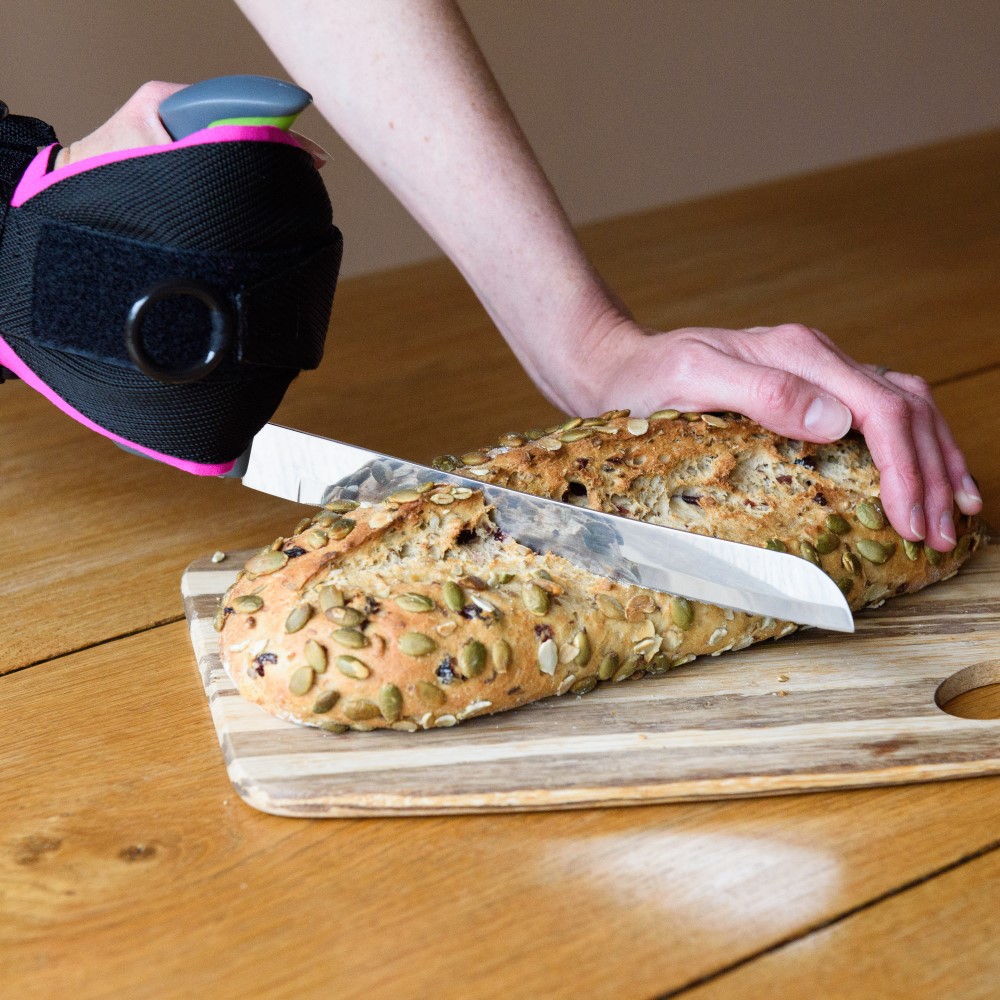 bread knife with right-angled handle for weak hands and wrists. Adaptive kitchen equipment. Suitable for reduced hand function: tetra, quad, cerebral palsy, SCI, spinal cord injury, stroke and more.