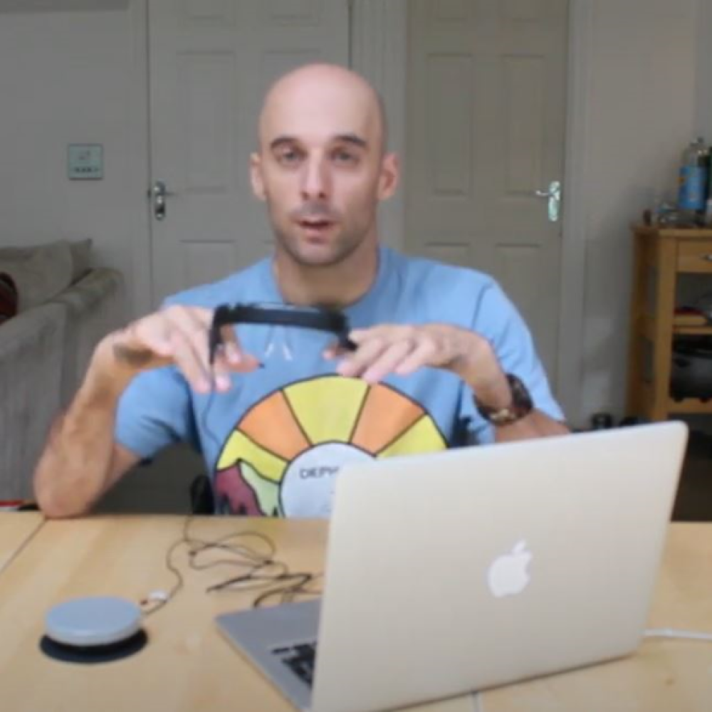Rob shows you how to use the GlassOuse hands free mouse in this video