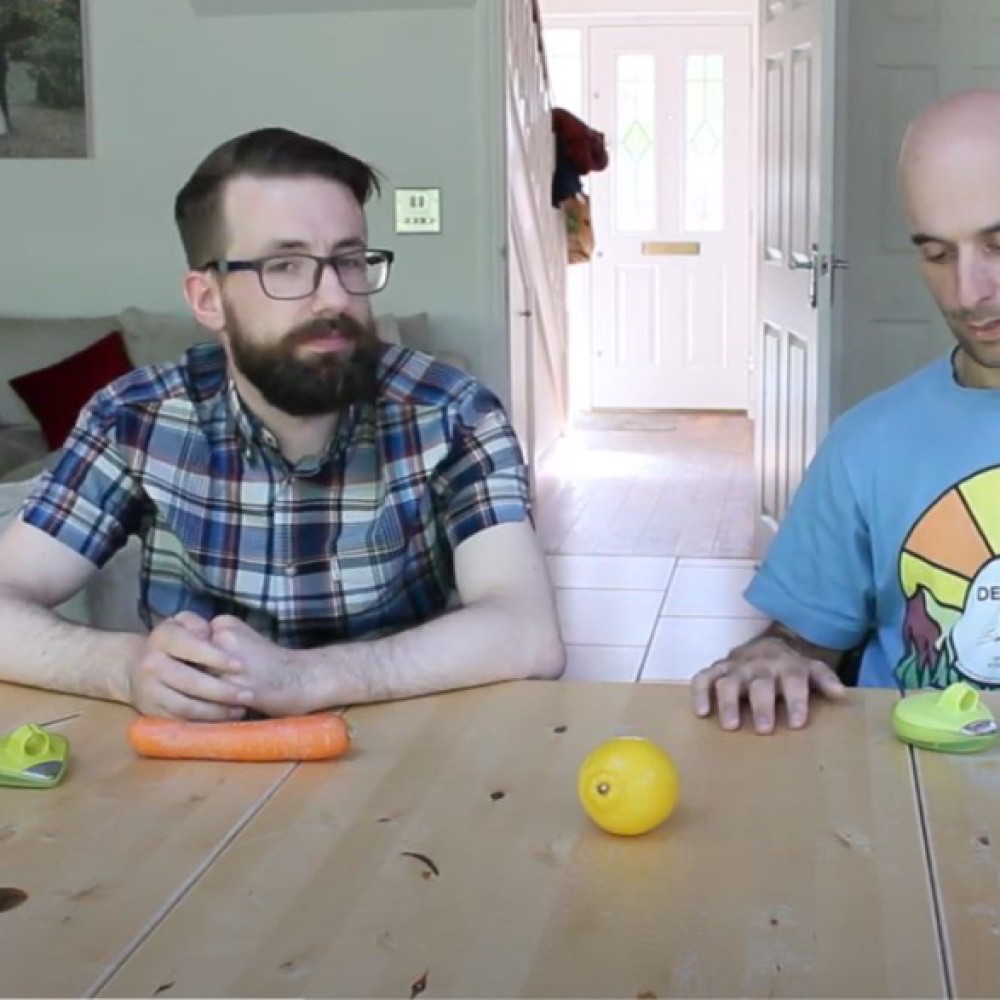 link to video of Rob and Gareth demonstrating the palm peeler and zester