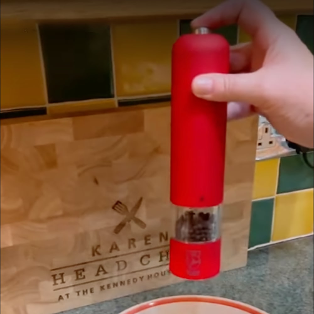 click here for a video of the salt or pepper mill in action