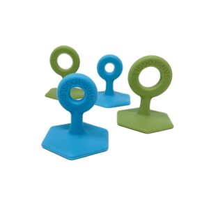 2 blue and 2 green grip toggles with hexagonal bases and circular looped tops