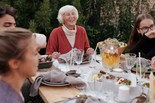 Self Eating Program How Can I Support Self-Feeding? - The Active Hands Company
