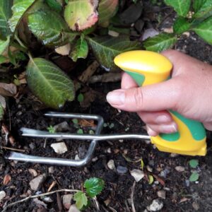 Easi-Grip Garden Fork in Use