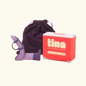 The TINA Tampon Inserter comes with a storage bag and an adaptor for smaller tampons